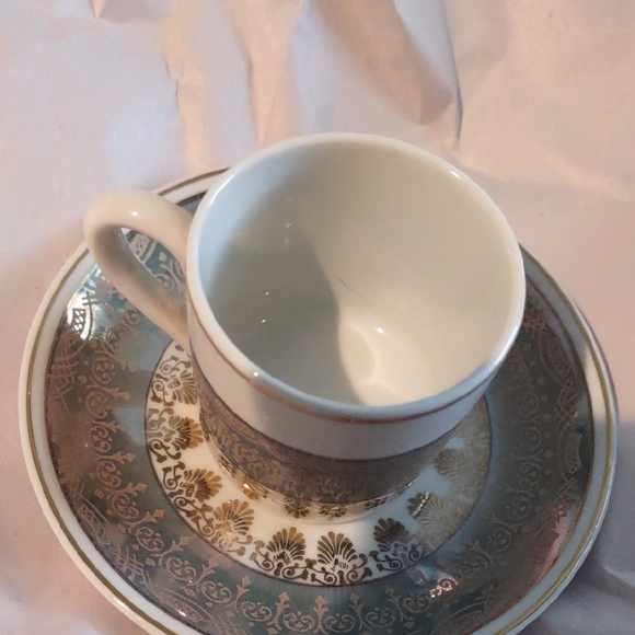 Elegant Gold and Green Teacup and Saucer Set - Picture 7 of 8